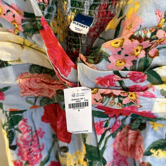 Old Navy Floral Jumpsuit, Size S, NWT - Picture 4 of 4
